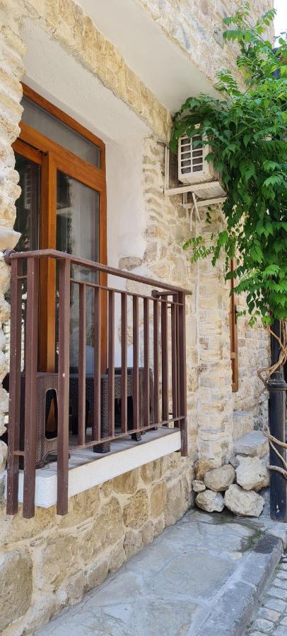 Kirios Hotel Nessebar Exterior foto