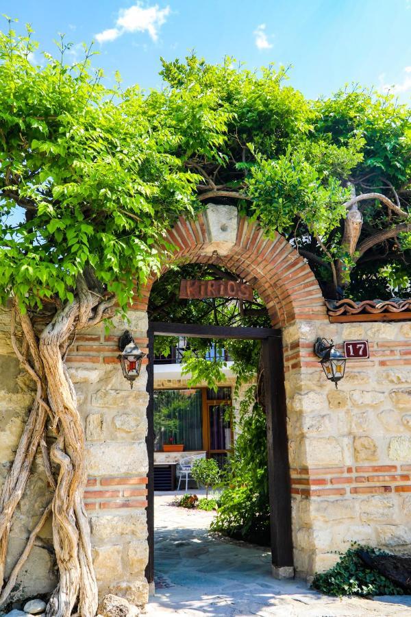 Kirios Hotel Nessebar Exterior foto